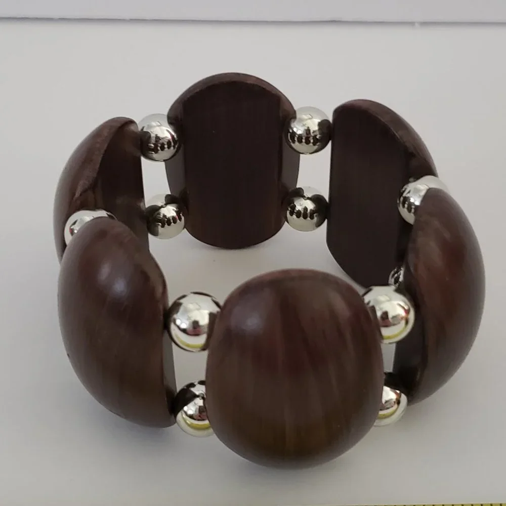 (3/$13) Wood look bracelet - Picture 1 of 4